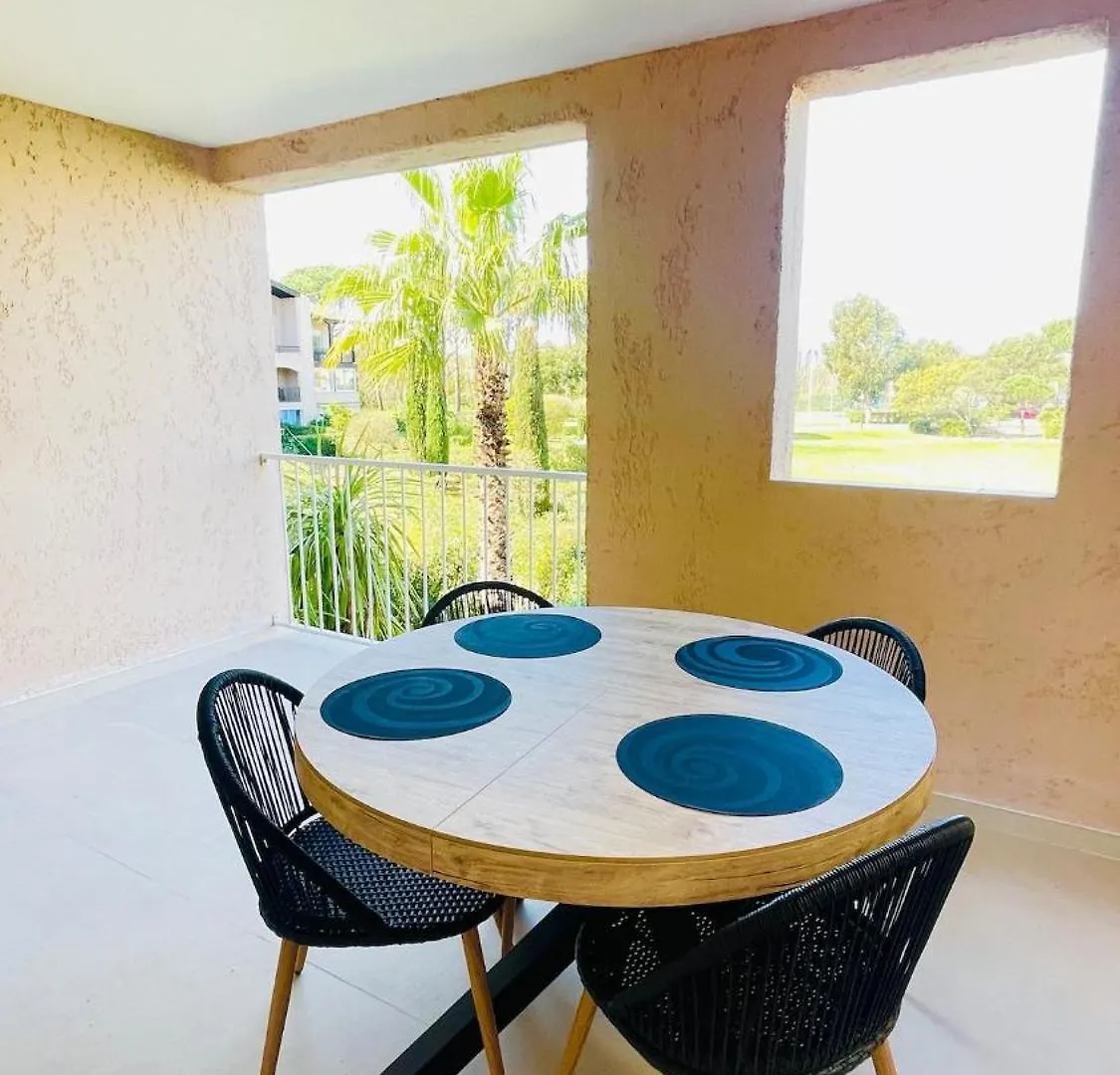 Bain De Soleil Refait A Neuf, Bord De Plage Et Piscine, Proche De Saint Tropez Gassin Apartment